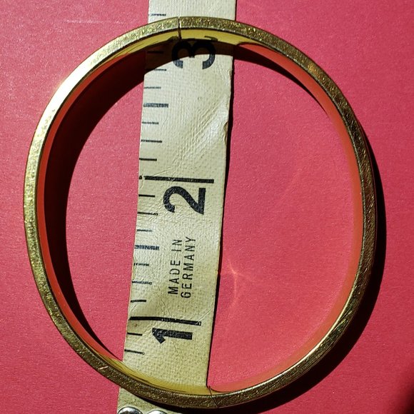 Vintage Antique Leaf & Flower Etched Bracelet - Picture 4 of 6